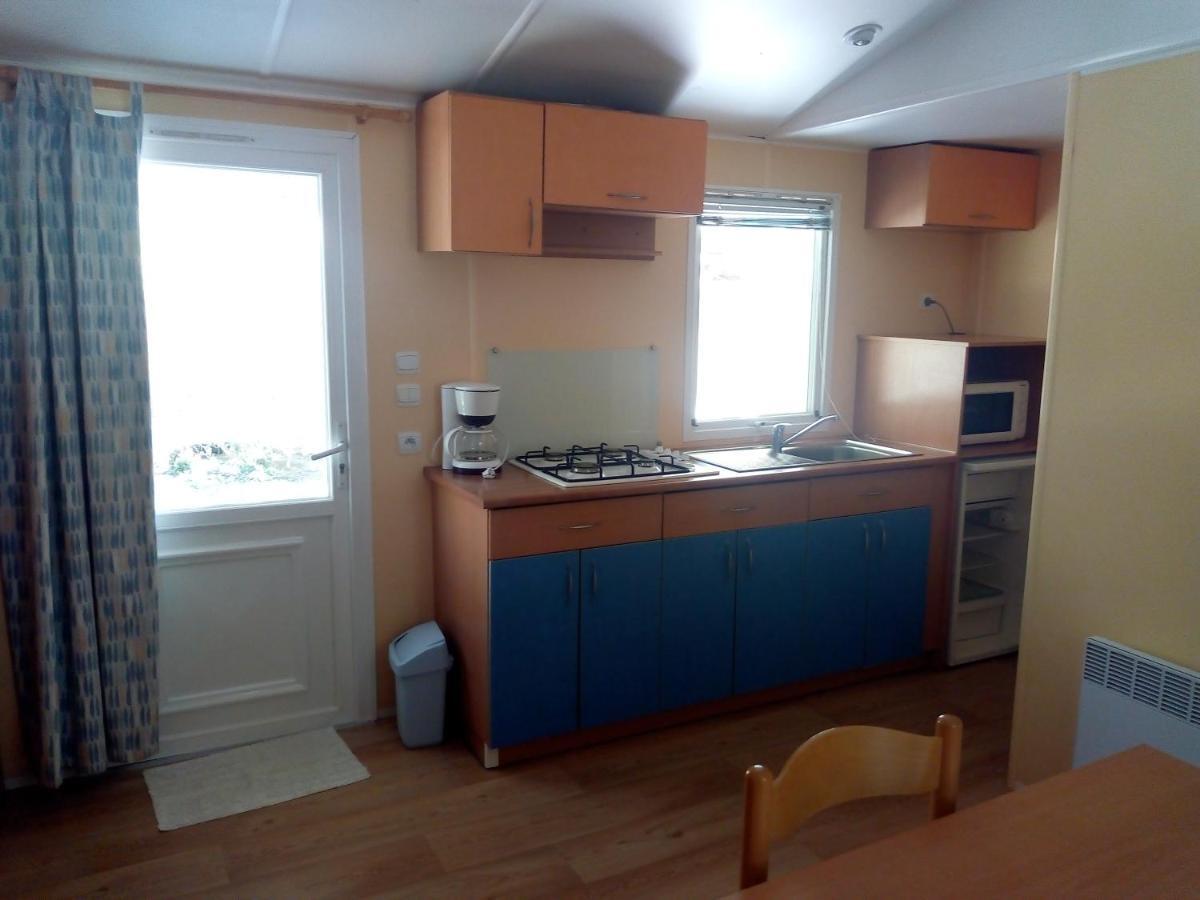 Camping Le Vialaret Nant Экстерьер фото
